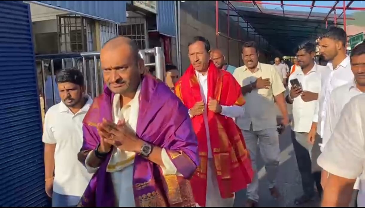 Bandla Ganesh has fulfilled his vow for the success of Andhra Pradesh Chief Minister Chandrababu Naidu.