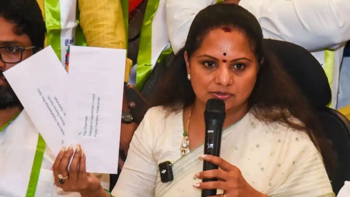 CBI Team at K. Kavitha Residence in Liquor Policy Investigation