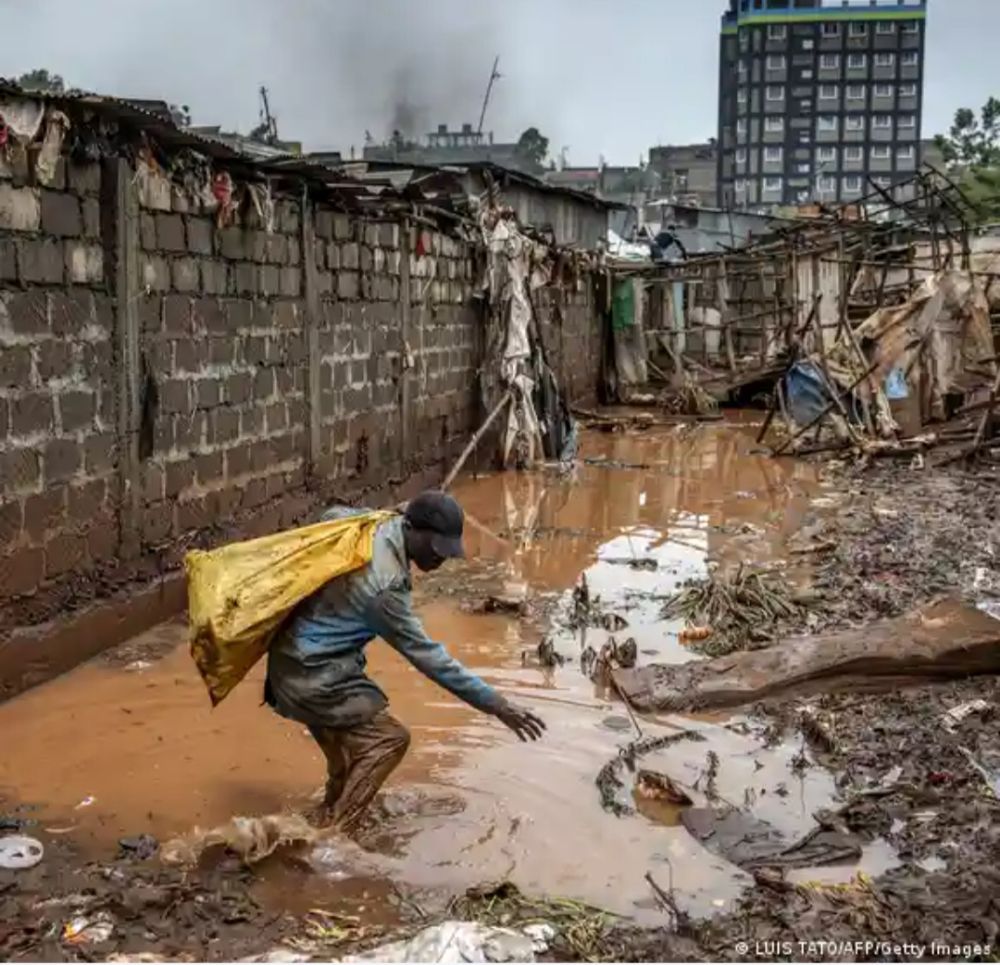 Kenya Floods Leave Dozens Dead, Thousands Displaced