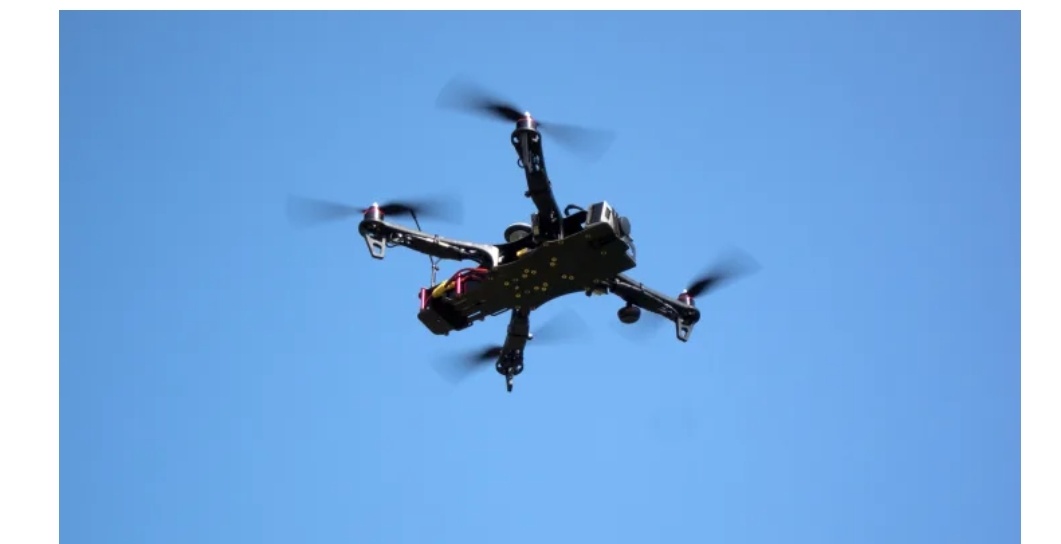 🚨 FLASH NEWS 🚨 Unidentified Drone Spotted in US Airspace; Military on High Alert