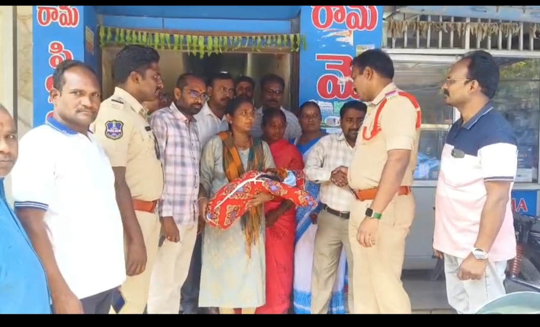 Shocking: Newborn Abandoned in Cotton Field in Telangana’s Komaram Bheem Distric