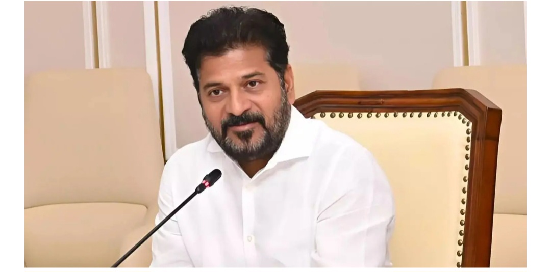 🚨 Flash News |  Telangana on Alert: CM Revanth Reddy Calls Emergency Meet on Fuel & LPG Stocks