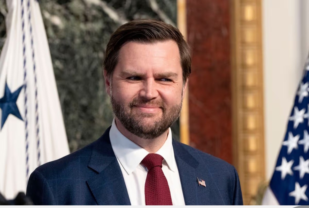 అమెరికా ఇరాన్‌తో సంభాషణను కొనసాగిస్తోంది, ఉపాధ్యక్షుడు జేడీ వాన్స్ కూటమి మార్గాన్ని ప్రాధాన్యం ఇస్తున్నారు.