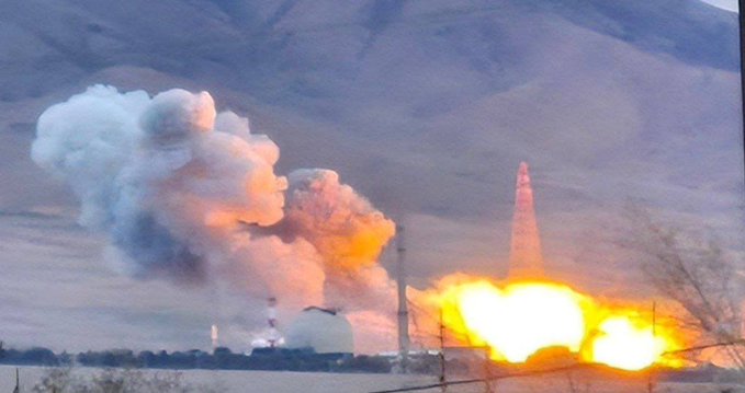 “ఒక స్ట్రైక్ దూరంలో కాస్మోస్?” ఇరాన్ భారీ ప్రతీకారం హెచ్చరిస్తున్నందున మధ్యప్రాచ్యం సిద్ధంగా ఉంది