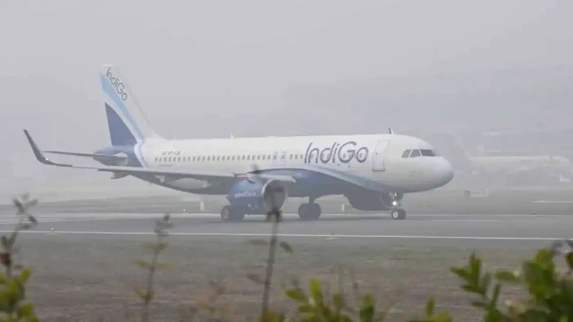 IndiGo Flight Triggers Full Emergency at Delhi Airport After Engine Failure Alert
