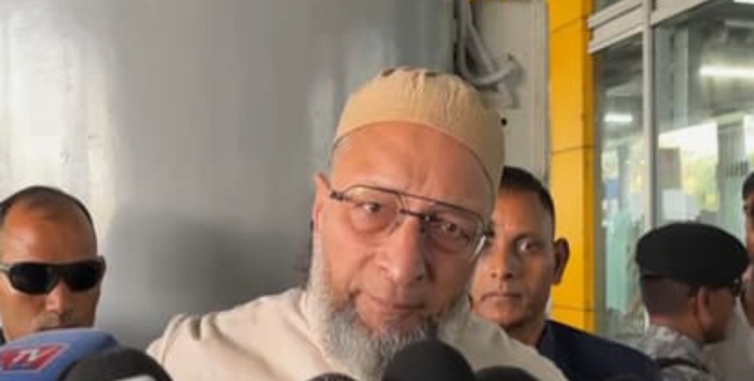 Owaisi Slams ECI Over Voter List Delays Ahead of West Bengal Elections