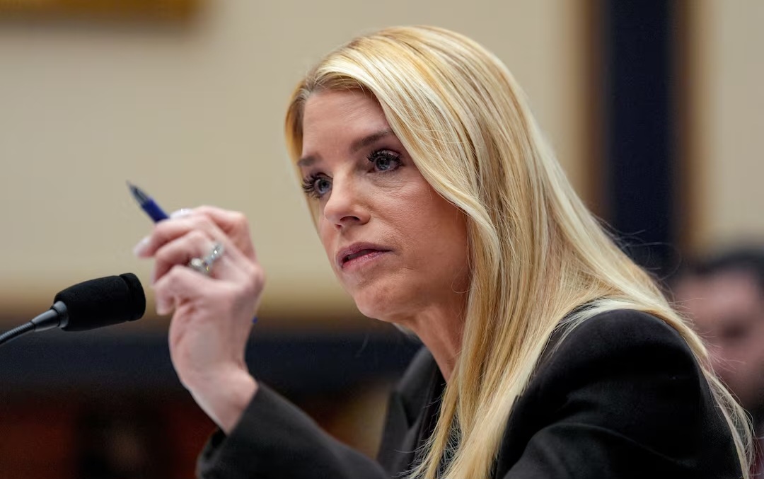 Trump Removes Attorney General Pam Bondi Amid Rising Discontent Over Epstein Case Handling
