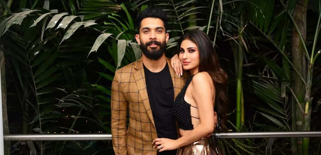 दिशा पटानी ने सूरज नांबियार को अनफॉलो किया, जिससे मौनी रॉय की शादी के आसपास अटकलें बढ़ गई हैं।