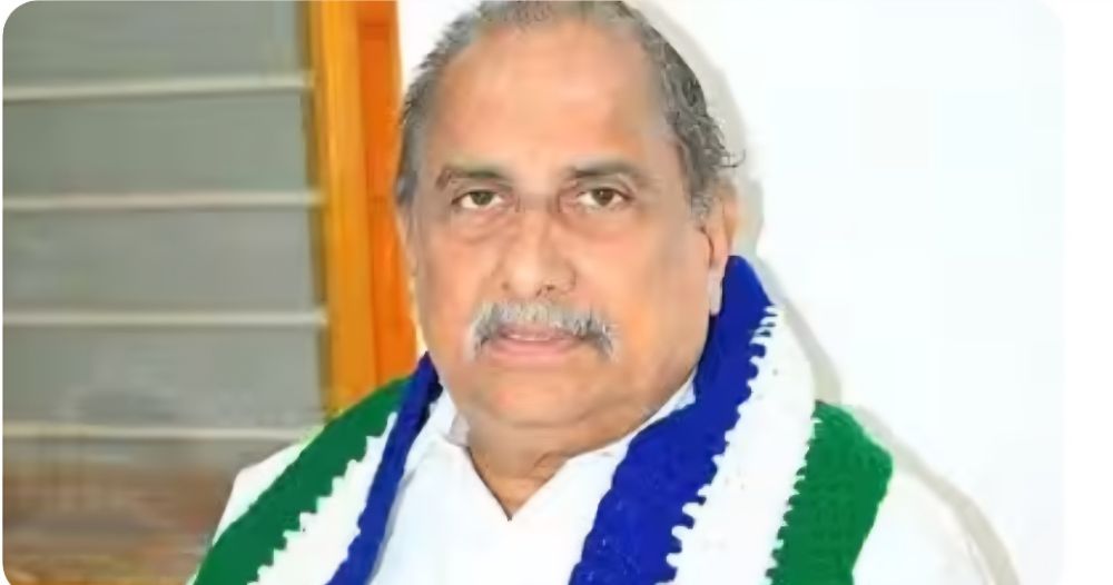 The journey of Mudragada Padmanabham has come to an end. The Andhra Pradesh government has decided to conduct the last rites with state honors.