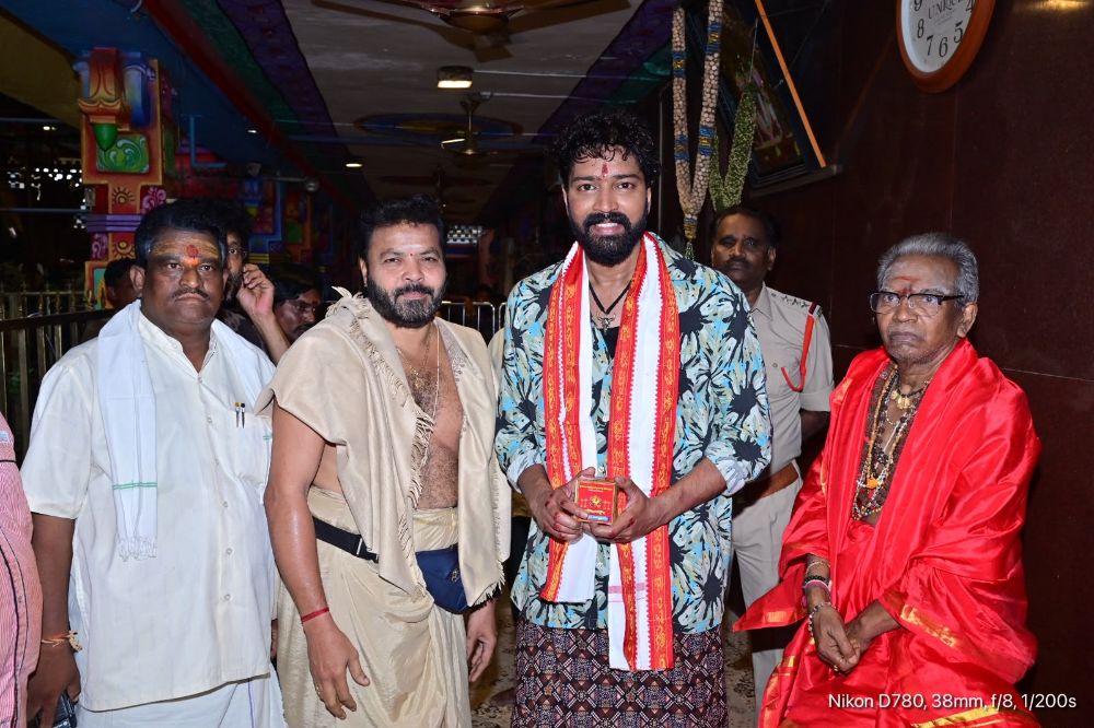 Actor Allari Naresh Seeks Divine Blessings at Sri Kanaka Durga Temple